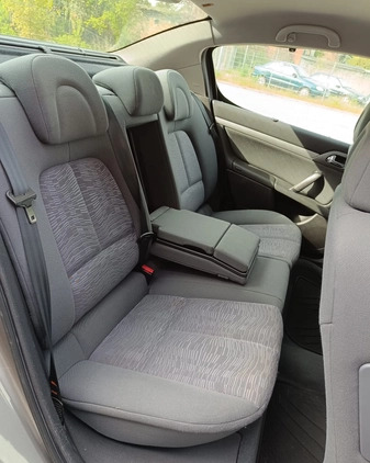 Peugeot 407 cena 9900 przebieg: 144652, rok produkcji 2004 z Dębno małe 352